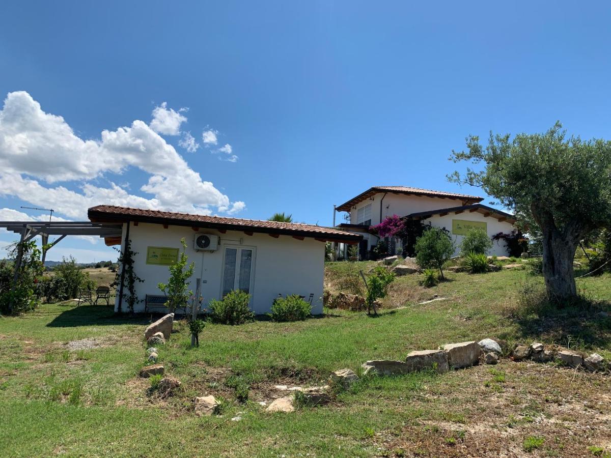 B&B Villa Sveva Rocca Imperiale Eksteriør billede