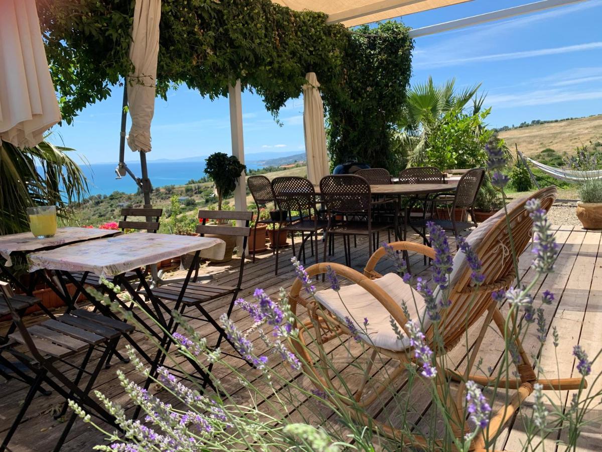 B&B Villa Sveva Rocca Imperiale Eksteriør billede